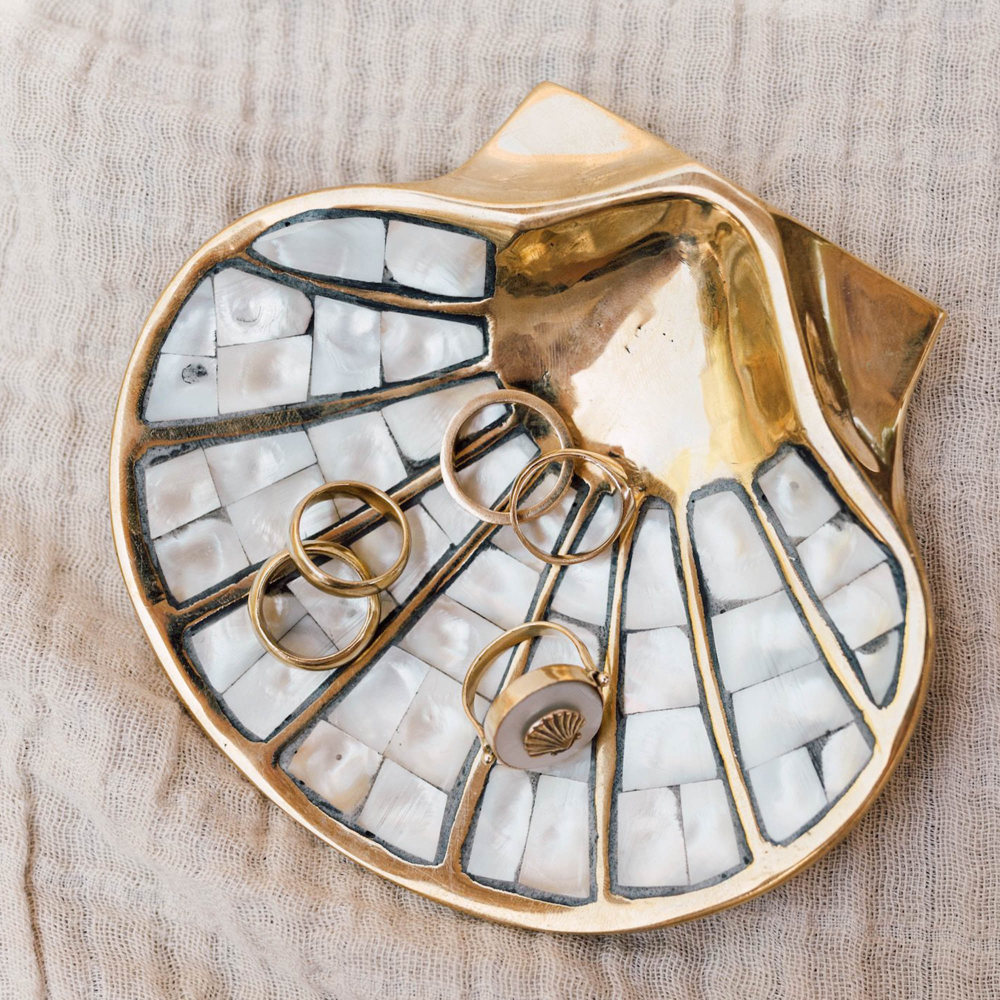 Schaaltje Schelp - Parelmoer // À la Schaaltje Schelp - Parelmoer // À la