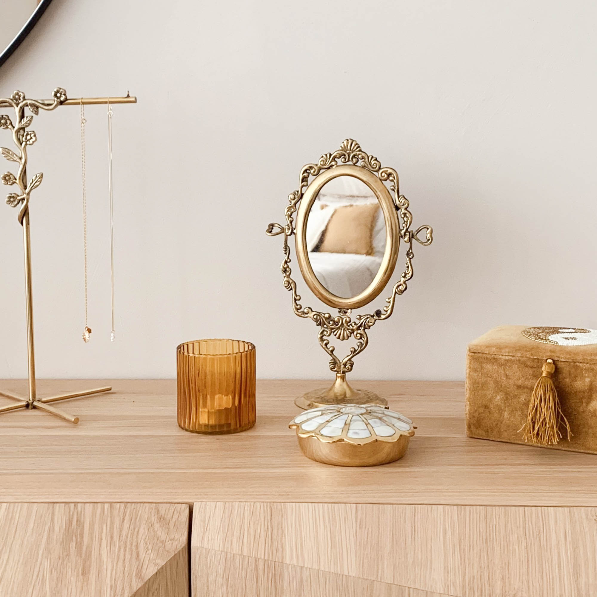 Doosje Daisy - Parelmoer // À la Doosje Daisy - Parelmoer // À la