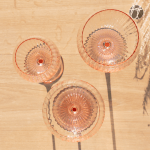 Lyon glas - Rosa // Anna von Lipa glazen lifestyle roze glaswerk kristal table things
