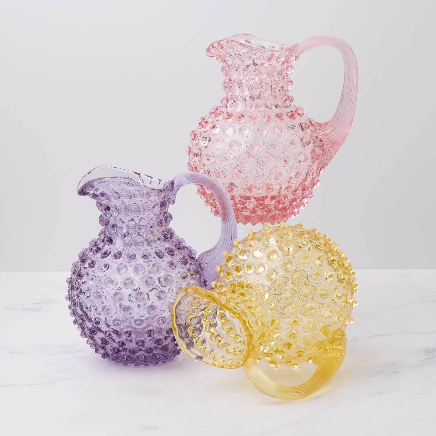 Anna-von-Lipa-Karaf-3-kleuren