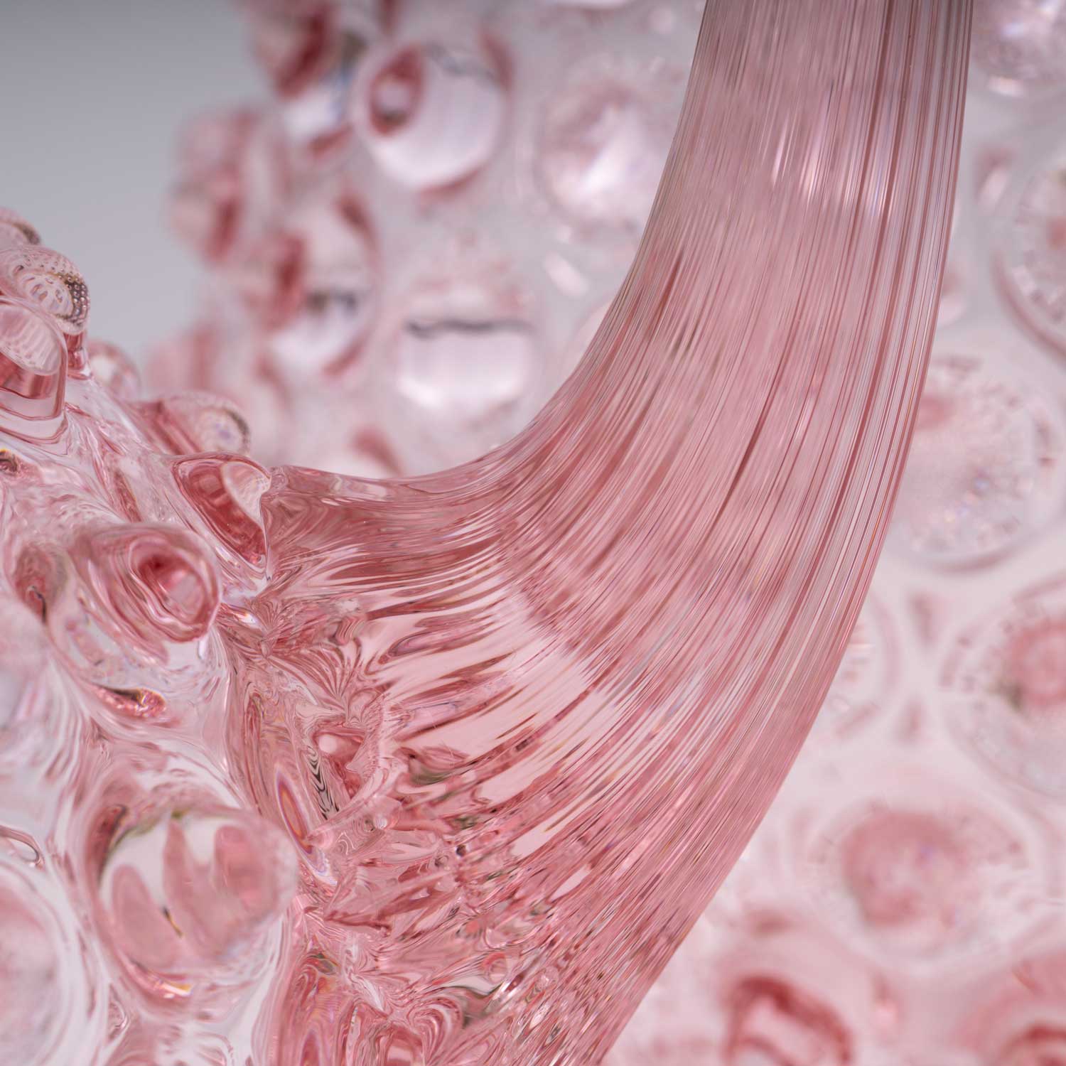 Anna-von-Lipa - Paris Hobnail - Rosa - Detail Karaf v2