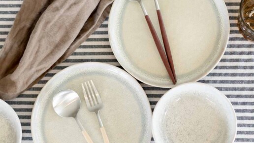 Cutipol Goa ivory ivoor rvs matte bestekset Table Things Cutipol Goa bruin brown rvs matte bestekset Table Things