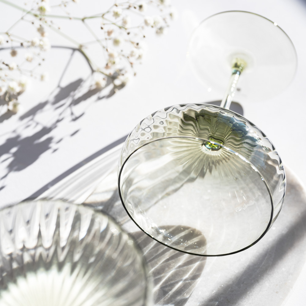 Anna von Lipa Lyon champagne coupe olive green3