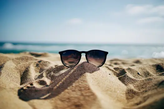 summer sun beach gesloten