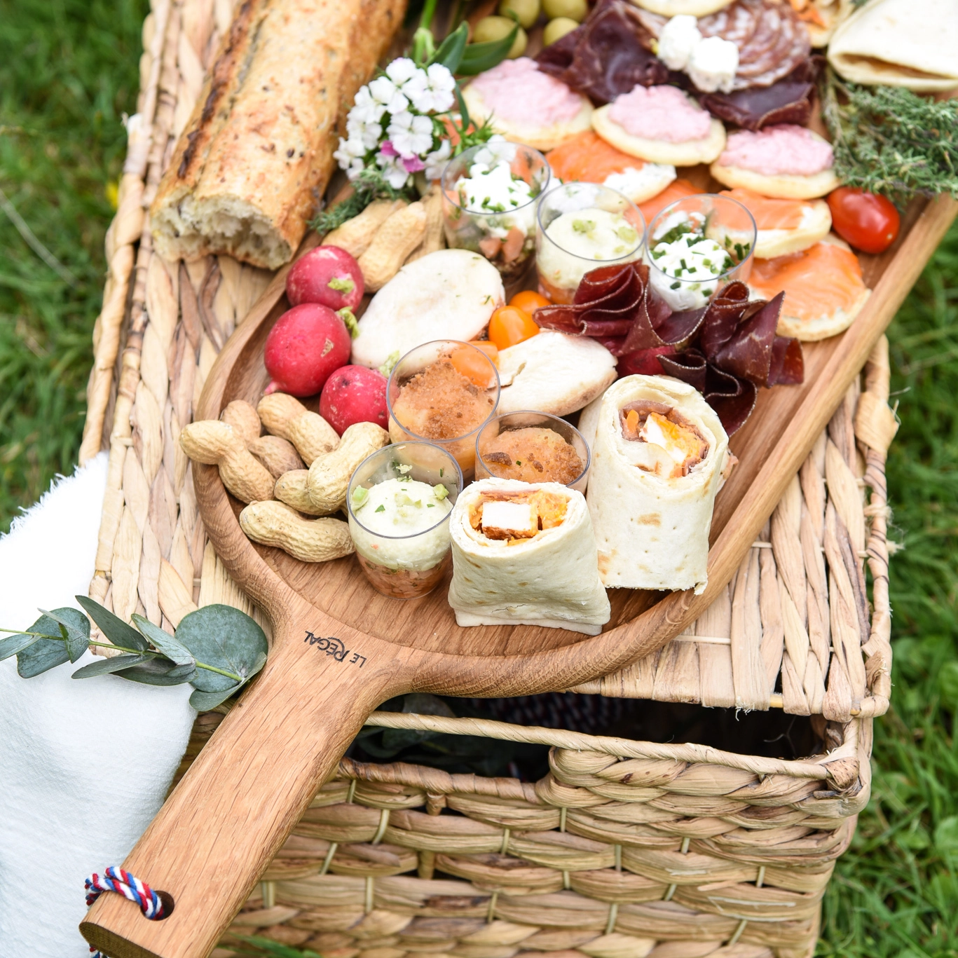 Le regal Pelle large III